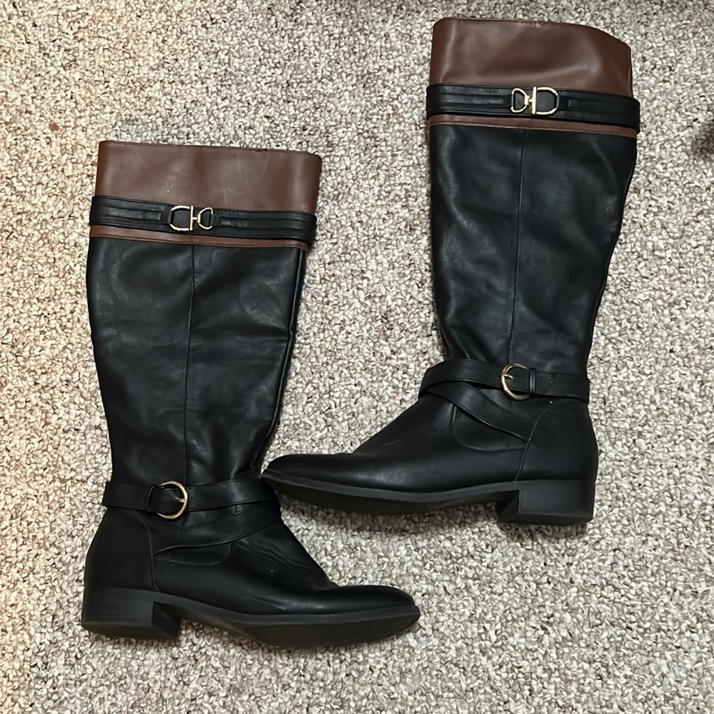 Valerie stevens size 8.5 two toned boots